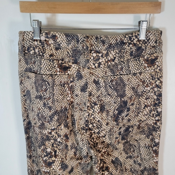 We The Free Snakeskin Pants Size 32 High Rise Cropped Edgy Festival - Picture 8 of 8